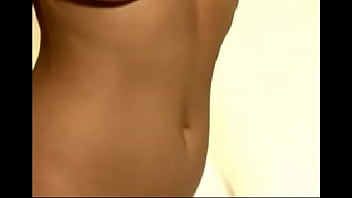 Preview 3 of Hotel A Madagascar - Lucy Pinder02