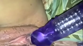 Preview 4 of Dubai Me Hod Sex - creaming her toy