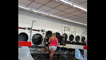 Preview 4 of Tube Porn Porn Femili - Rico culito de Americana Gordi-buena