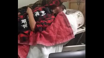 Preview 4 of Wedding Blck Oral - son grabados jugando en la cama del hospital sexualmente