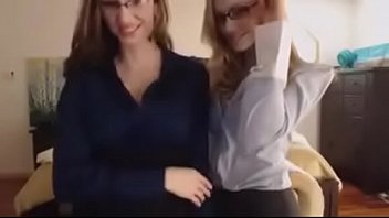 Preview 1 of My Bosss - Secretarias sexys
