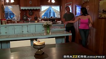 Preview 1 of Sex Harcore - Brazzers - Mommy Got Boobs -  Have A Slice Of My Poon-Tang Pie scene starring Vanilla Deville and Ke
