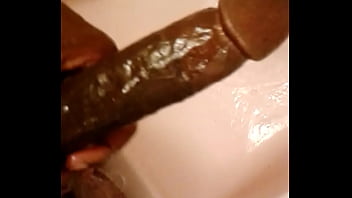 Preview 3 of Bus Dickflash - 20170728 225537[1]