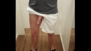 Preview 3 of Wank Off Mum - Pau babando no provador