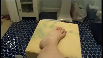 Preview 4 of So Smoll Pussyso - ROUGH FOOT AND HAIRY LEG SHOW-OFF: SOFT KITTY