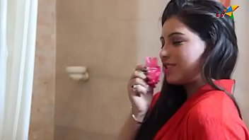 Preview 2 of Movie Mom Boobs - HINDI HOT SHORT FILM MOVIES 2015  7C 7C  E0 A4 B0 E0 A4 82 E0 A4 97 E0 A5 80 E0 A4 B2 E0 A5 80  E0 A