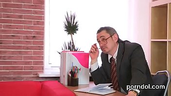 Preview 1 of Xxx Oil Saxy Hot Com - Innocent girl gets tempted and drilled by her senior