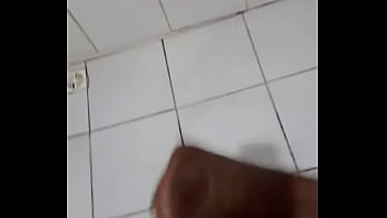 Preview 3 of Surprised Y - V&iacute_deo de verifica&ccedil_&atilde_o