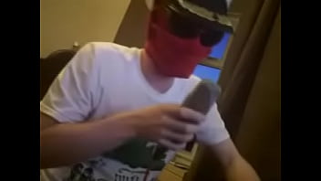 Preview 1 of Lara Kutluay - it&#039_s Everyday Bro COVER