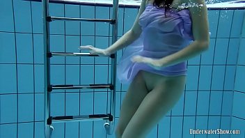 Preview 1 of Xxx Sax In Hd - Blackhaired Aneta in the pool