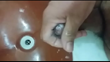 Preview 3 of Porn Www Xn Xxx - Meu amigo mando pelo zap