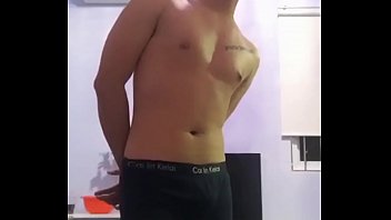 Preview 1 of Slave Tull Movies - Trai mang sịp h&iacute_t đất :))