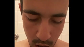 Preview 1 of Amharican Xxx - PUNHETA NO BANHEIRO POR YOUTUBER