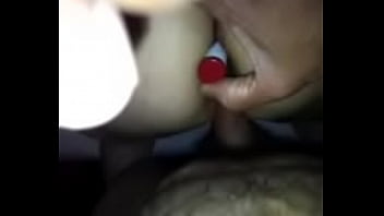 Preview 2 of Uh Butt - madura cogiendo con tubo de tabaco en el culo gemidos acabando