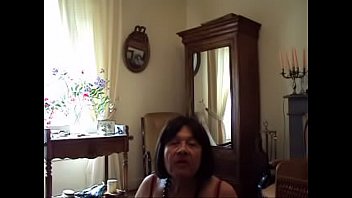 Preview 4 of Mother And Son Xxx Step Mother - JeanneTV boit du foutre.AVI