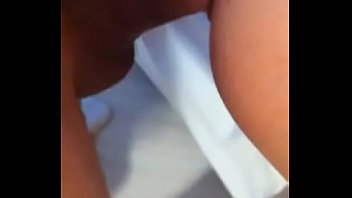 Preview 2 of Foto Memek Lobang Besar - Safada d. dando o cuzinho