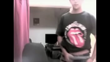 Preview 2 of Xxx Seh 2018 - Mi amigo rockero se pajea para mi