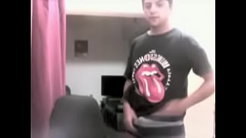 Preview 3 of Xxx Seh 2018 - Mi amigo rockero se pajea para mi
