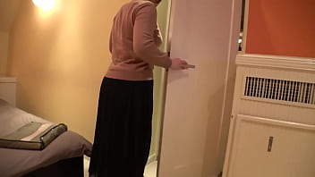 Preview 3 of Fucking Duog - Treasured footage of pregnant Japanese MILF in hotel