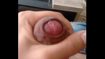 Preview 1 of New Pron Hub Videos - Passando o dedinho no pau babando em casa...