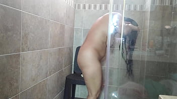 Preview 4 of Buxom Bella Strip Badminton - PREVIEW OF WASHING AND RUBBING IT ALL WITH AGARABAS AND OLPR