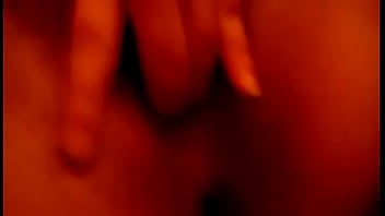 Preview 2 of Big Girls Gand - Mi puta metiendose los dedos