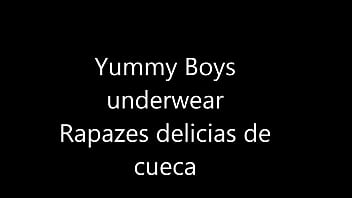 Preview 1 of Son Uses Moms Pussy - novinhos