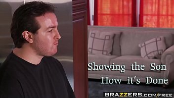 Preview 1 of Philippines Xxx Sex Video - Brazzers - Pornstars Like it Big - Showing the how its Done scene starring Alexis Texas and Ran