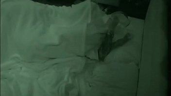 Preview 3 of Andreia Sena Viseu - BB19 USA : Matt and Raven Handjob