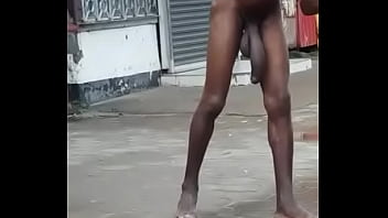 Preview 2 of Amateur Thai Milf Casting - E ai vai encarar