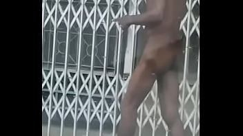 Preview 4 of Amateur Thai Milf Casting - E ai vai encarar