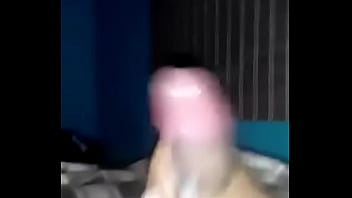 Preview 4 of 1000facias - Sacando leche
