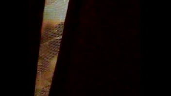 Preview 1 of Wwww98 - Espiando ala vecina al ba&ntilde_arse