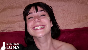 Preview 1 of Kote Des Sexs - O Nome Dela &eacute_ Paula Dentro! Novinha Dando o Buraco do Cuzinho com Vontade e Gemendo Alto no Pau Grande!