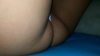 Preview 1 of Debbie Cook - mi esposa Alejandra bajo las sabanas