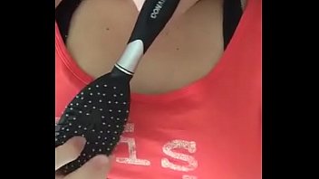 Preview 1 of Audrey Bitoni Hardcore - novinha bucetuda se mastubando com escova