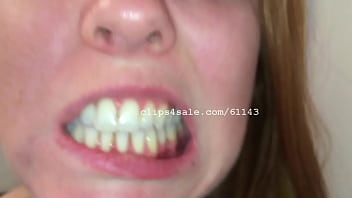 Preview 3 of Family Aunty Nepali Cheating - Mouth Fetish - Jessika&#039_s Mouth Video 5