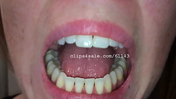 Preview 4 of Family Aunty Nepali Cheating - Mouth Fetish - Jessika&#039_s Mouth Video 5