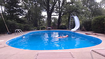 Preview 4 of Bbw Beeg Full Hd - Skinny Boy Skinny Dips