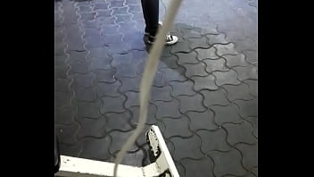 Preview 1 of Russian Old Youthful Piss - culona en el gym