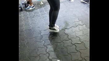 Preview 4 of Russian Old Youthful Piss - culona en el gym