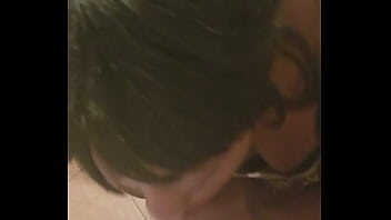 Preview 1 of Loan Luan Me Con Len Luc Phim - Black slut sloppy top