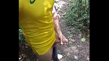 Preview 4 of Any Bouny Sex - Aproveitando as trilhas