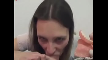 Preview 4 of Poran Videos 3gp - Mamada sin dientes