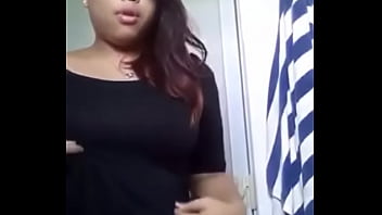 Preview 2 of Threesome With Asian Mum - gordita bailando en cam