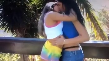 Preview 1 of Comdon Broken - Brazilian Babes Kissing! HOT
