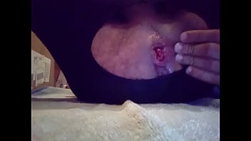 Preview 1 of Allover30 Pee - VID 20170722 213624[1]