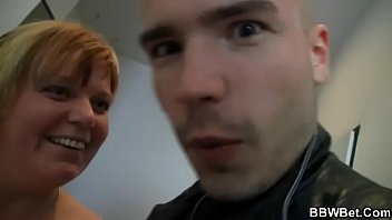 Preview 1 of Sang Leon Video - Big woman rides cock in the shower