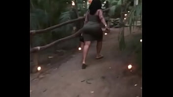 Preview 4 of Sexslo - That booty walk