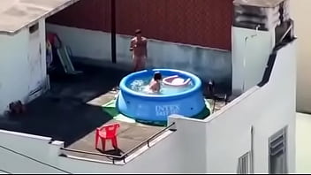Preview 4 of Vorn Norway - foda na piscina